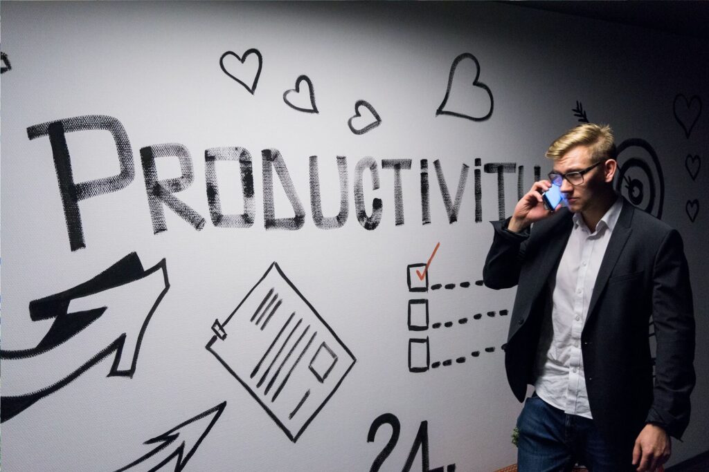 Productivity Signs That You're Being Pushed Out of Your Job